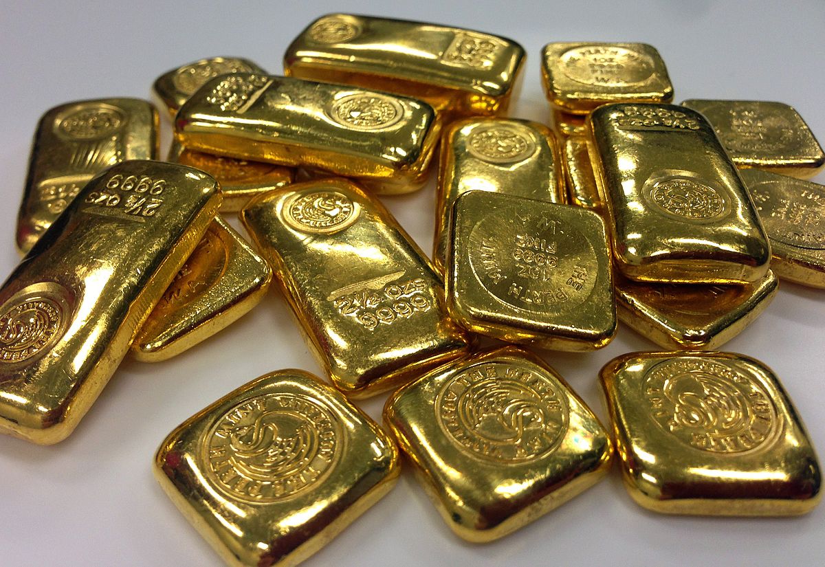 Zlato signalizuje zlatý kríž. Ako sa vyvíja obľúbený investičný kov?