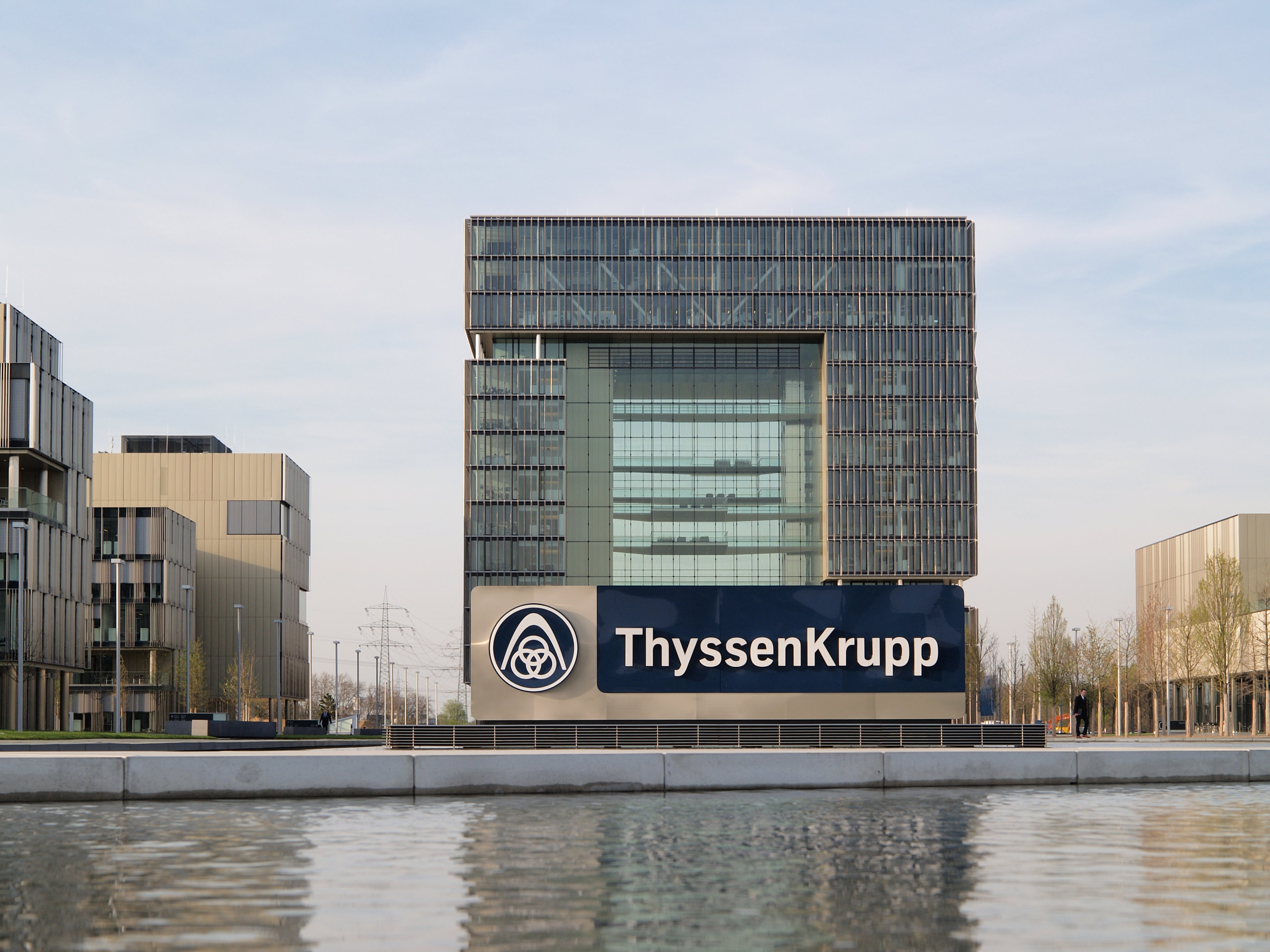 ThyssenKrupp stavia v Maďarsku fabriku na autodiely za sto miliónov